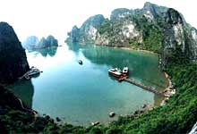 Halong Bay overview